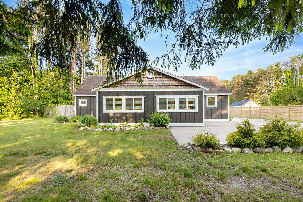 Property Photo: 3686 64th Street MI 49423