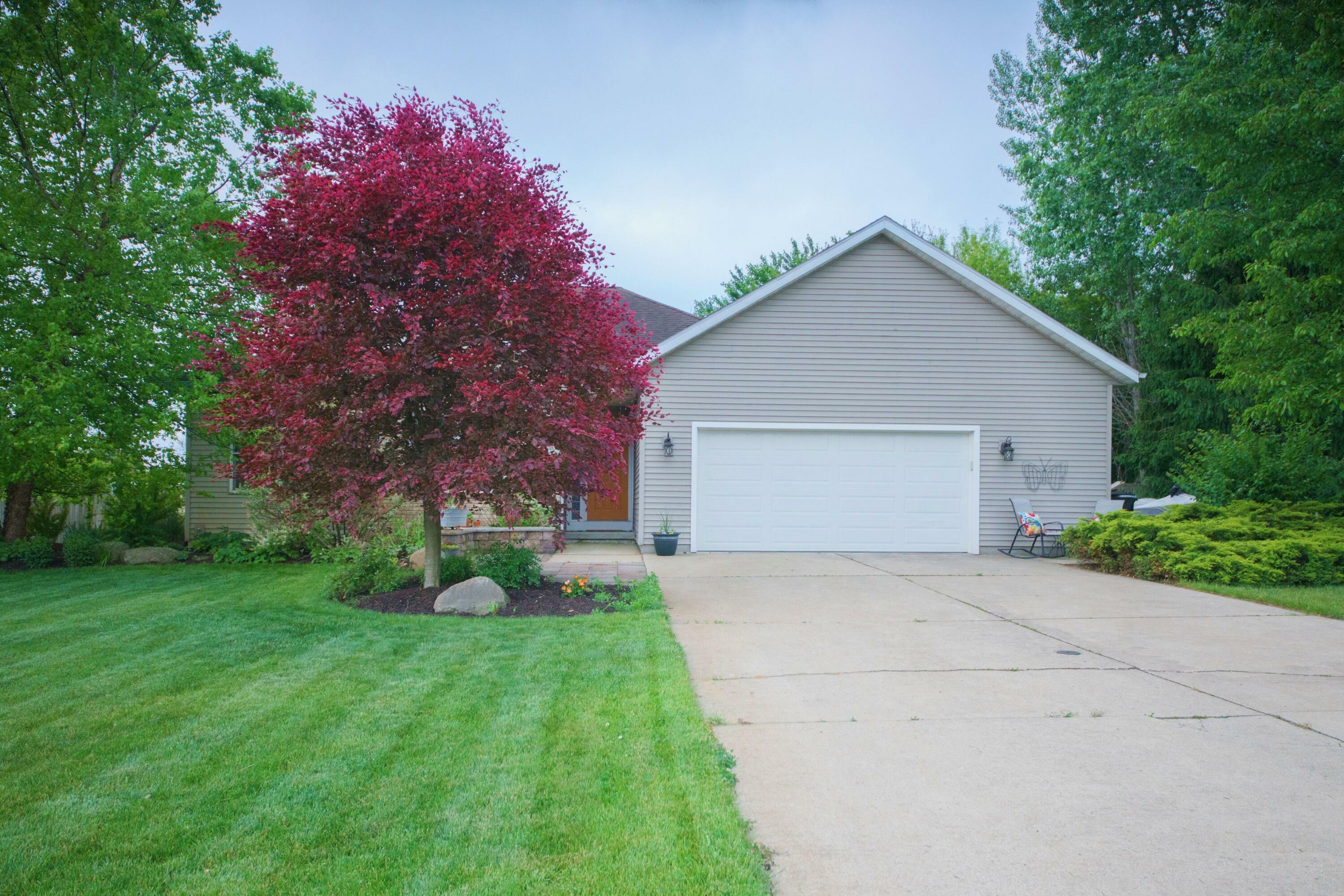 Property Photo: 4763 Pleasant Meadow Circle MI 49085