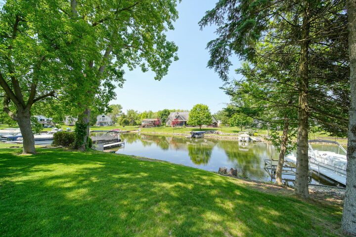 Property Photo:  112 Abbott Lane  MI 49230 