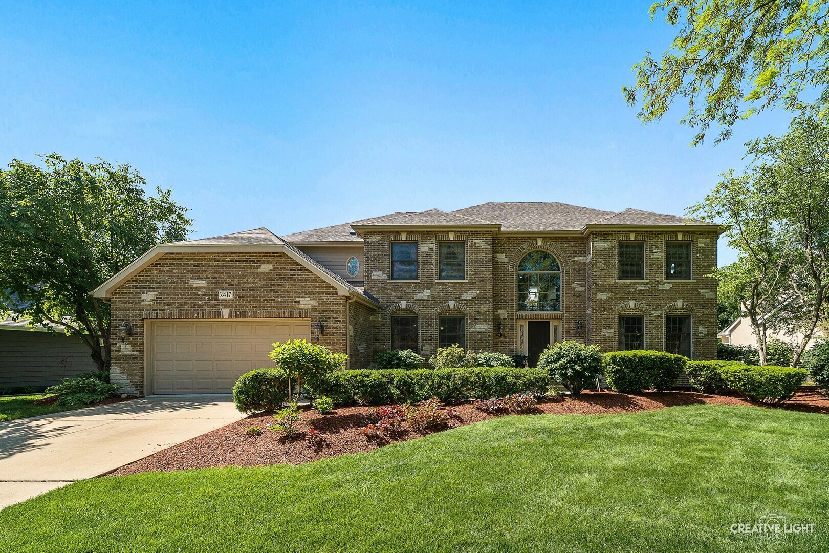 Property Photo: 2417 Wentworth Lane IL 60502