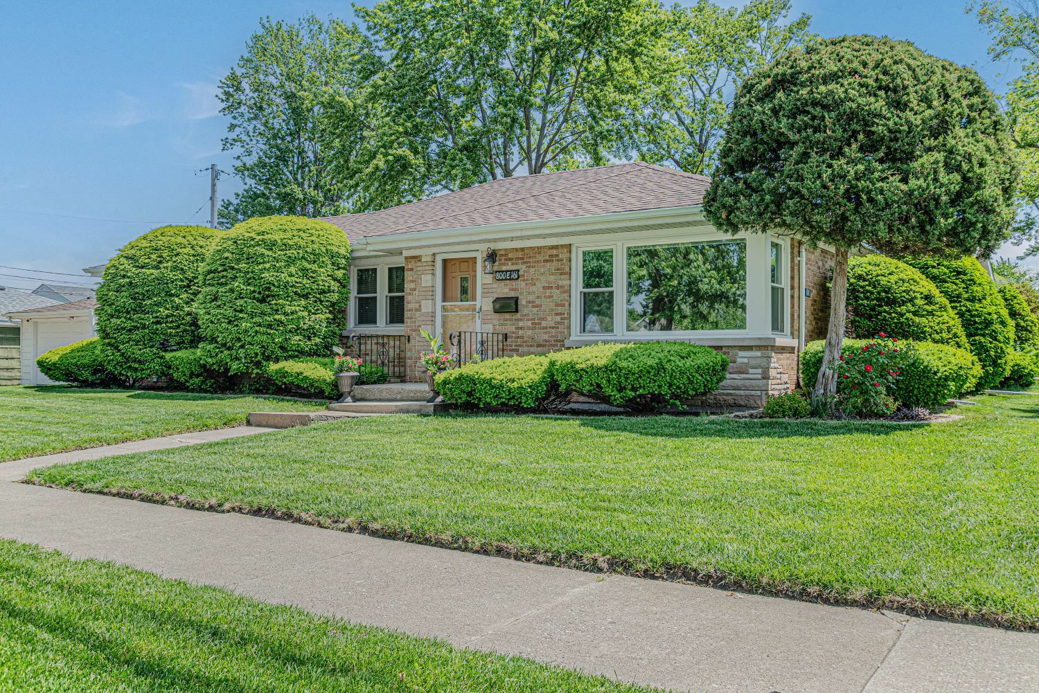 Property Photo: 800 E 161st Street IL 60473