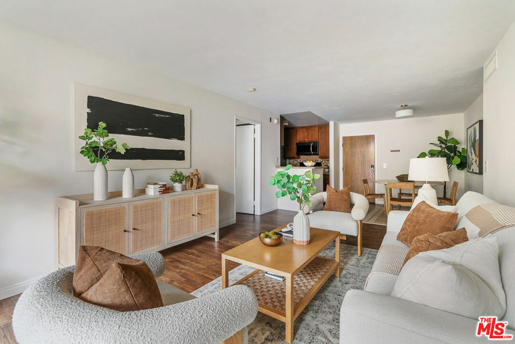 Property Photo: 3961 Via Marisol 202 CA 90042