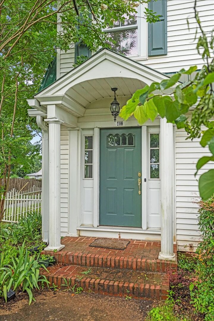 Property Photo: 412 Cumberland St E TN 37318