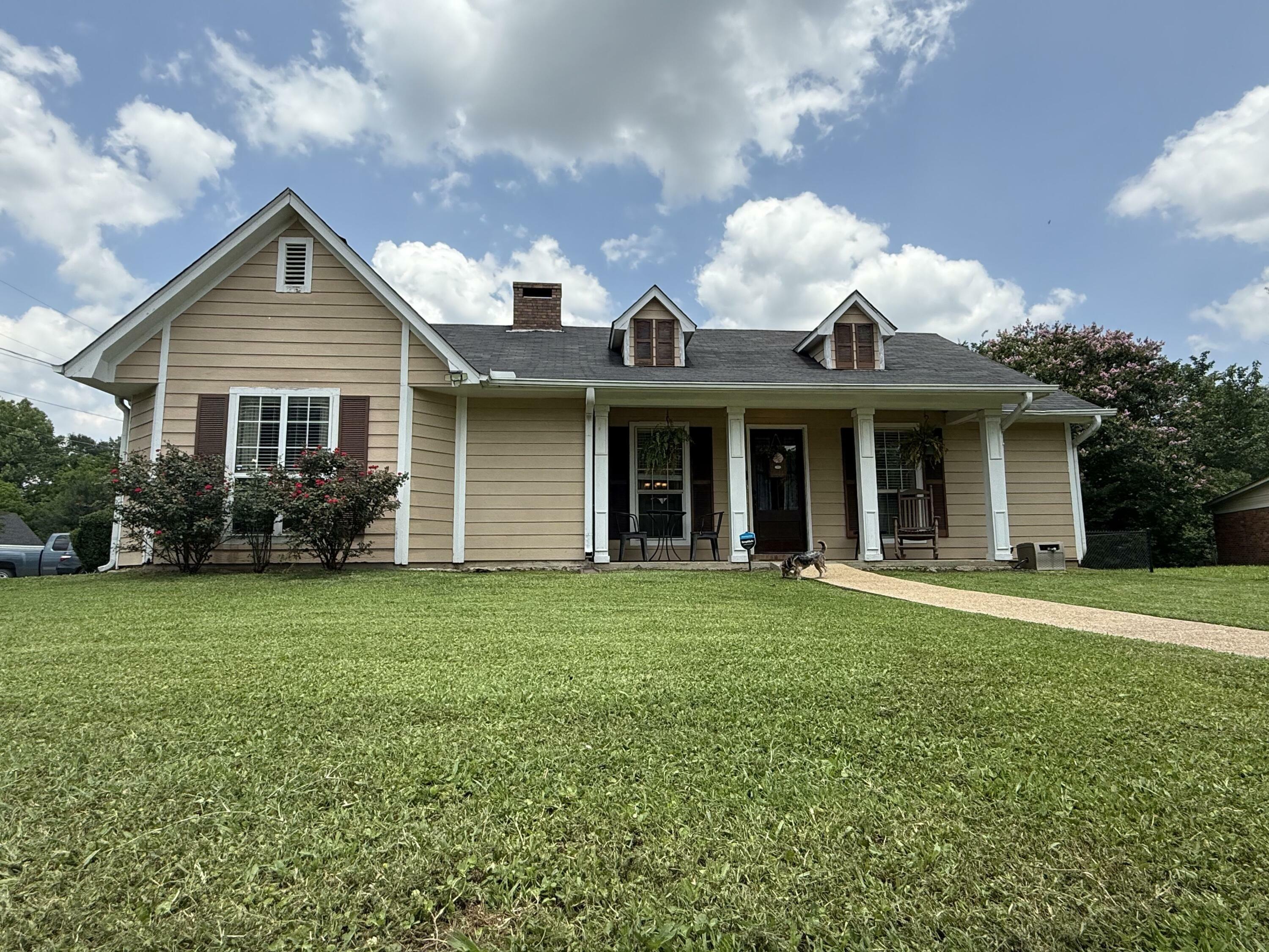 Property Photo: 1022 Marquette Street MS 38801