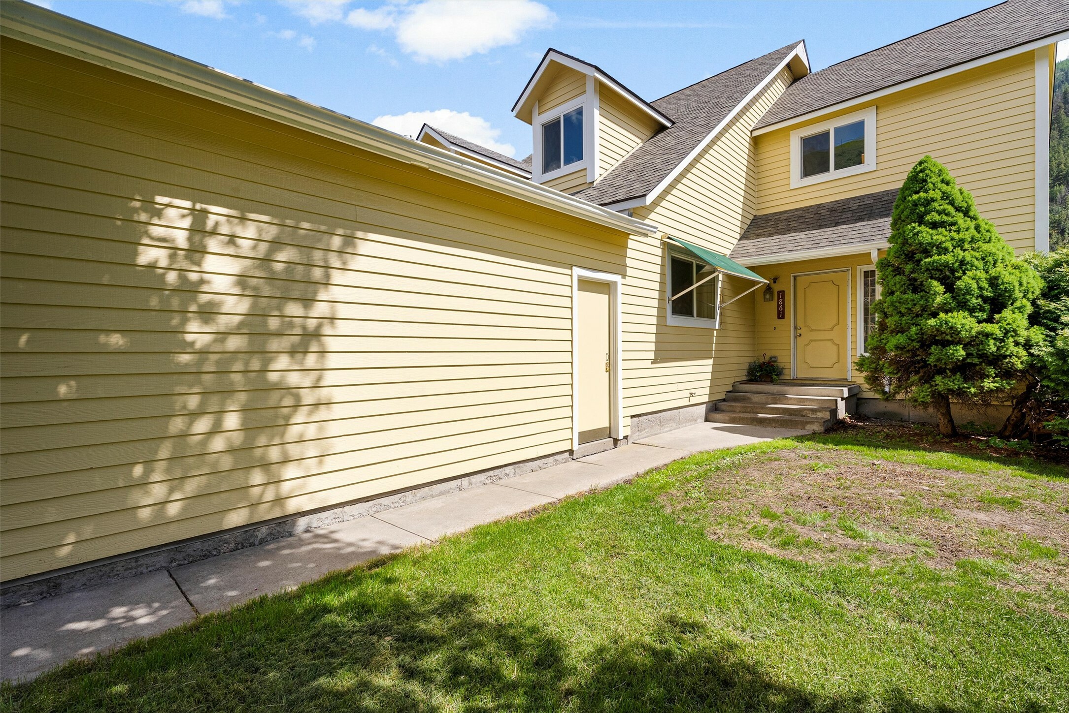 1861 E Broadway Street  Missoula MT 59802 photo