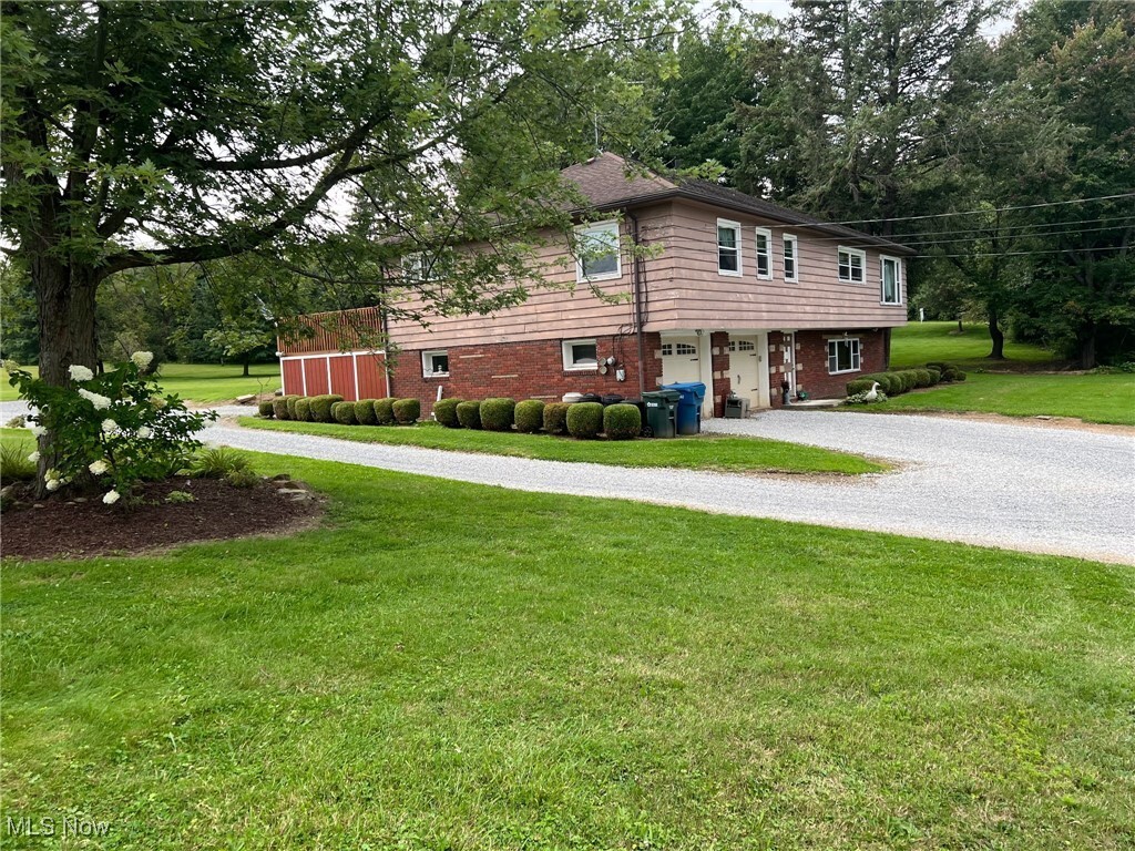 Property Photo: 988 E Turkeyfoot Lake Road OH 44312
