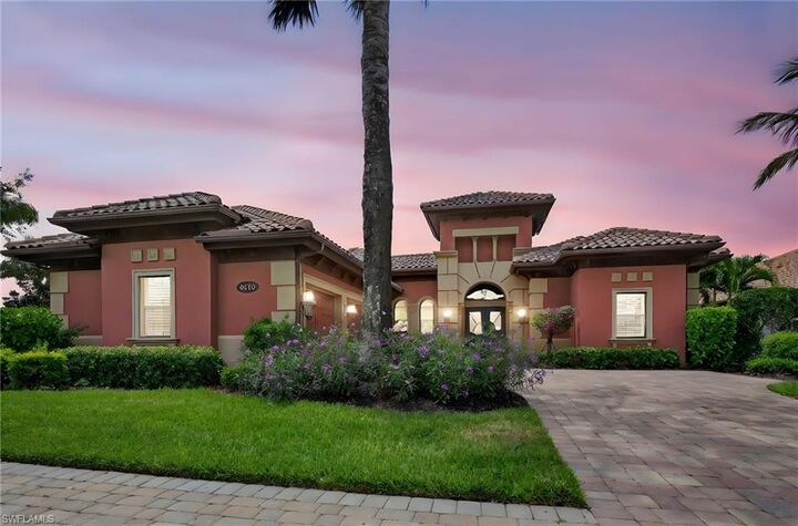 6528 Costa Cir  Naples FL 34113 photo