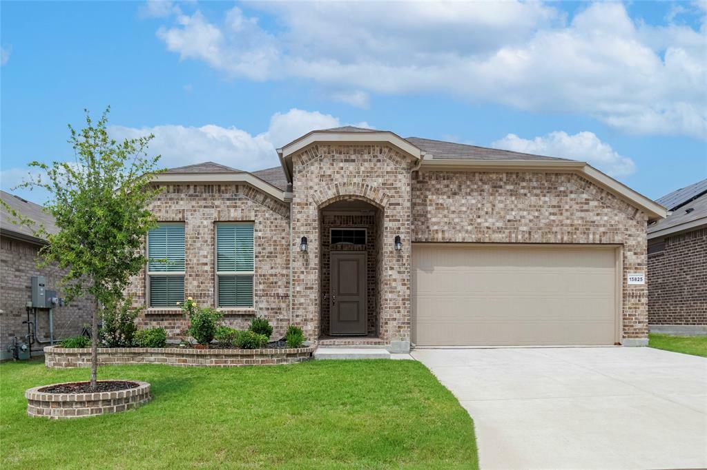 Property Photo: 15825 Bronte Lane TX 76247