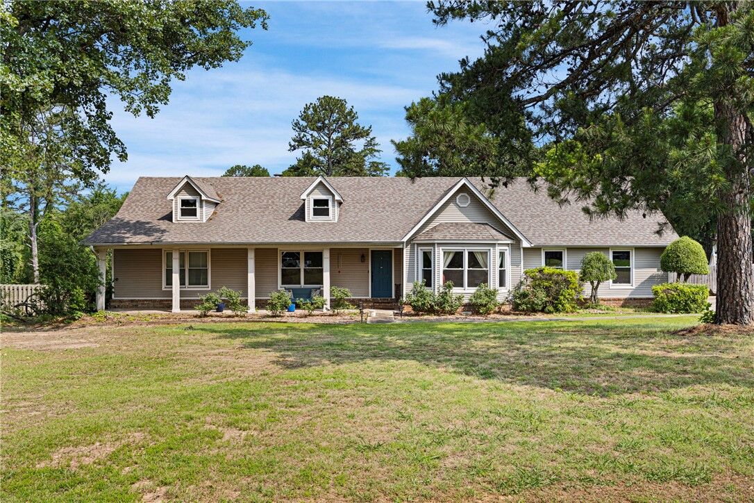 Property Photo: 2920 Highland Drive AR 72802