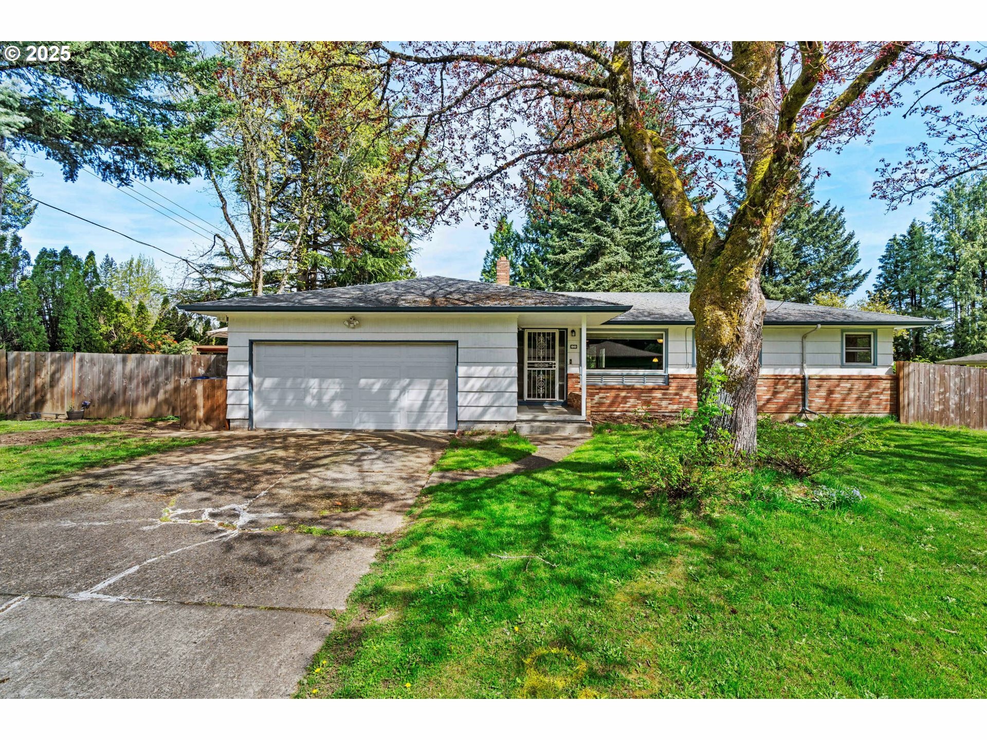 10 SE 153rd Ave  Portland OR 97233 photo