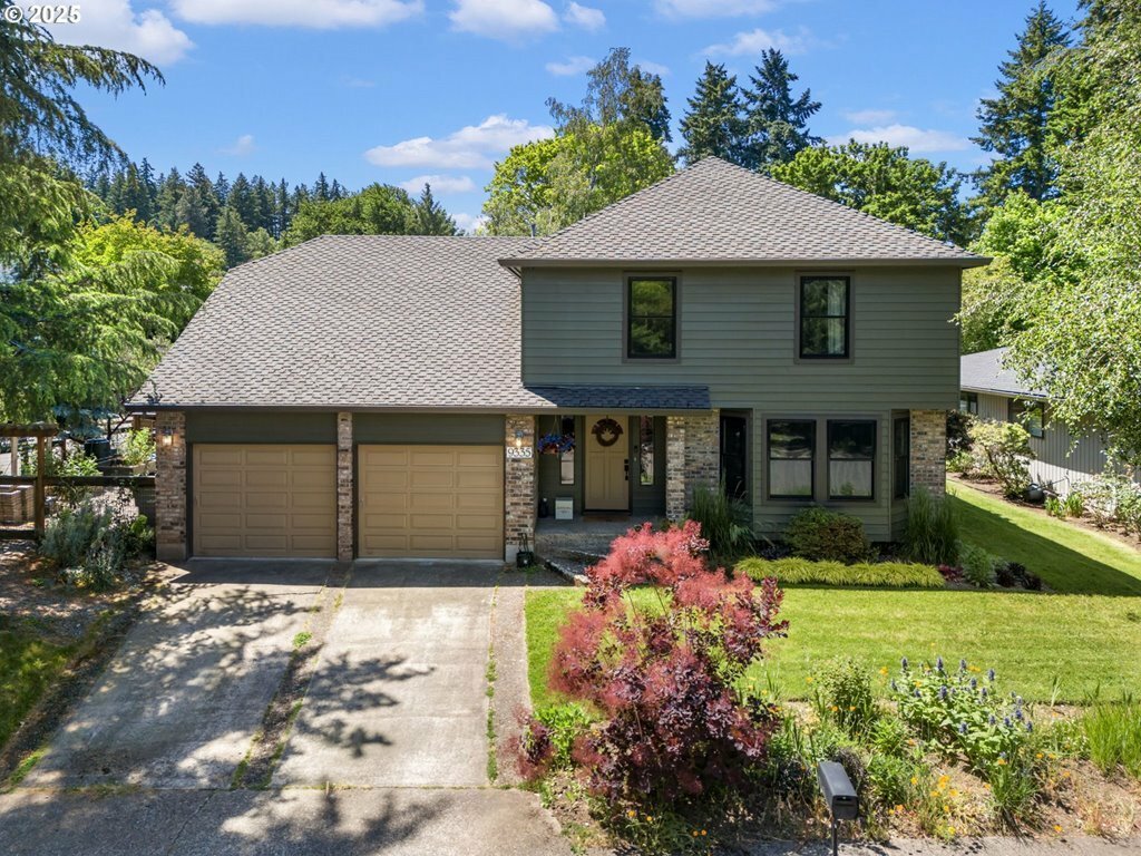 Property Photo:  9335 SW View Ter  OR 97224 