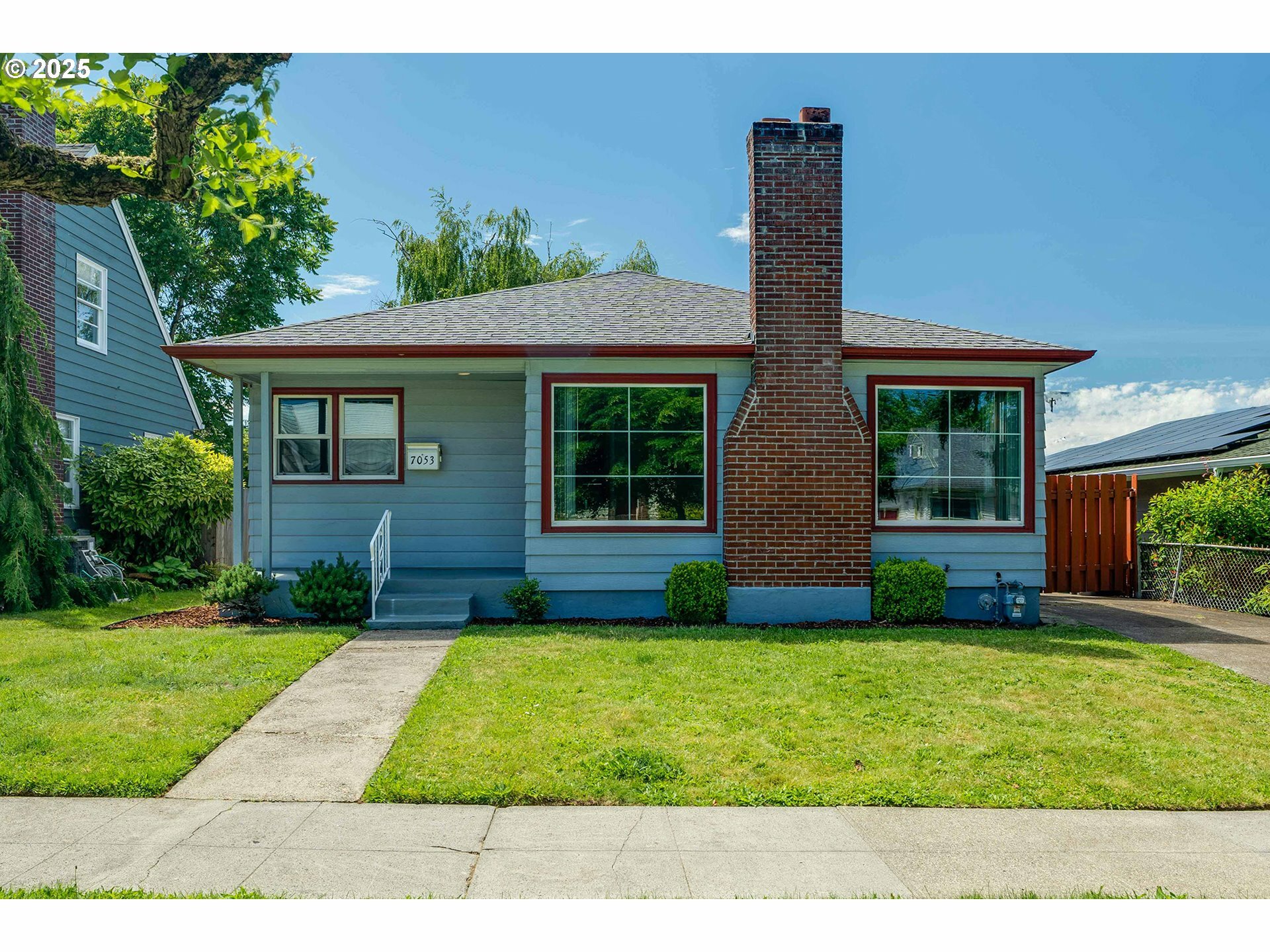 7053 N Campbell Ave  Portland OR 97217 photo