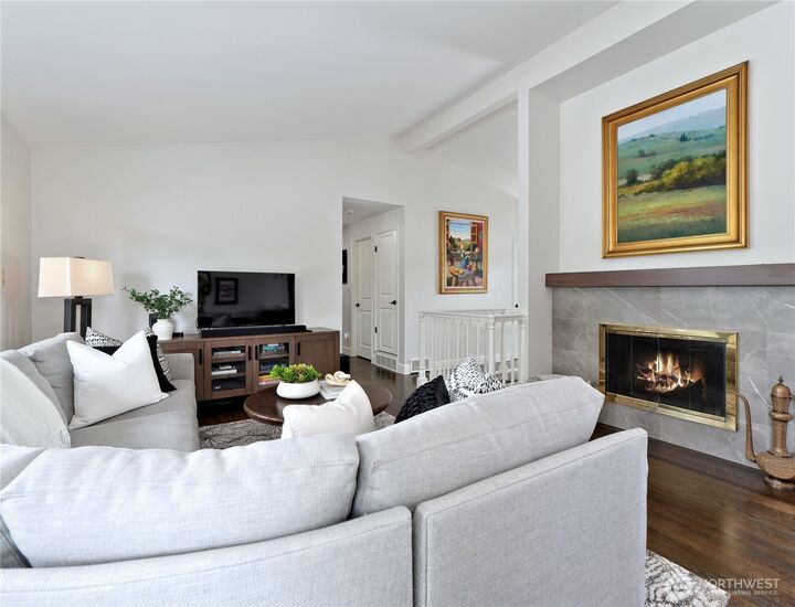 Property Photo: 5913 126th Avenue SE WA 98006