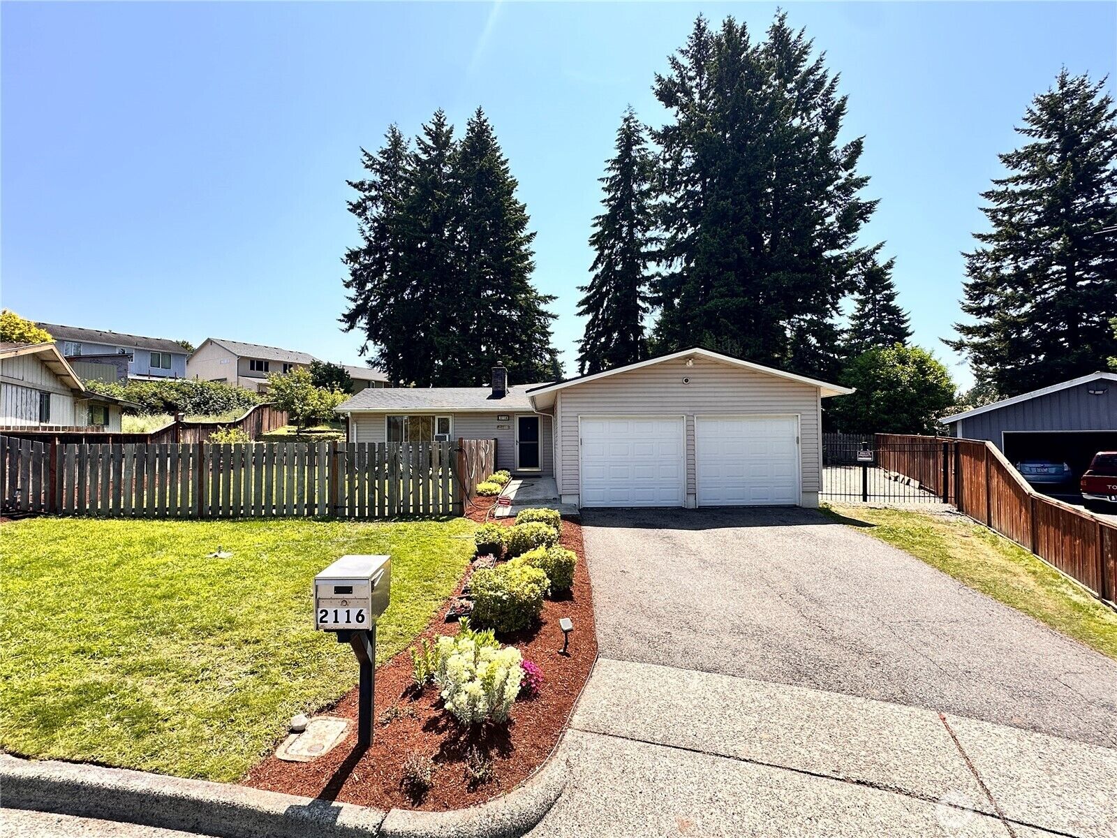 Property Photo:  2116 E 65th Street  WA 98404 