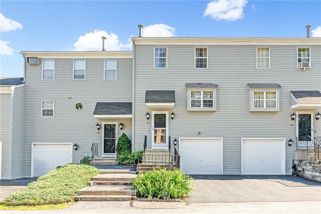565 Quaker Lane 43  West Warwick RI 02893 photo
