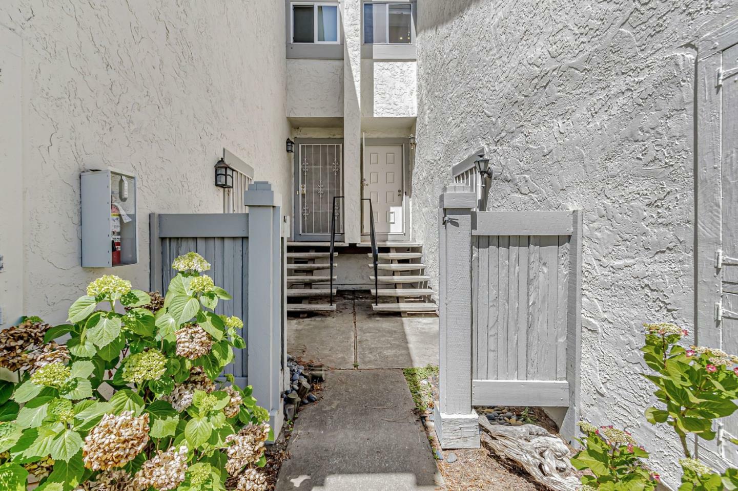 Property Photo: 10871 Northforde Drive CA 95014