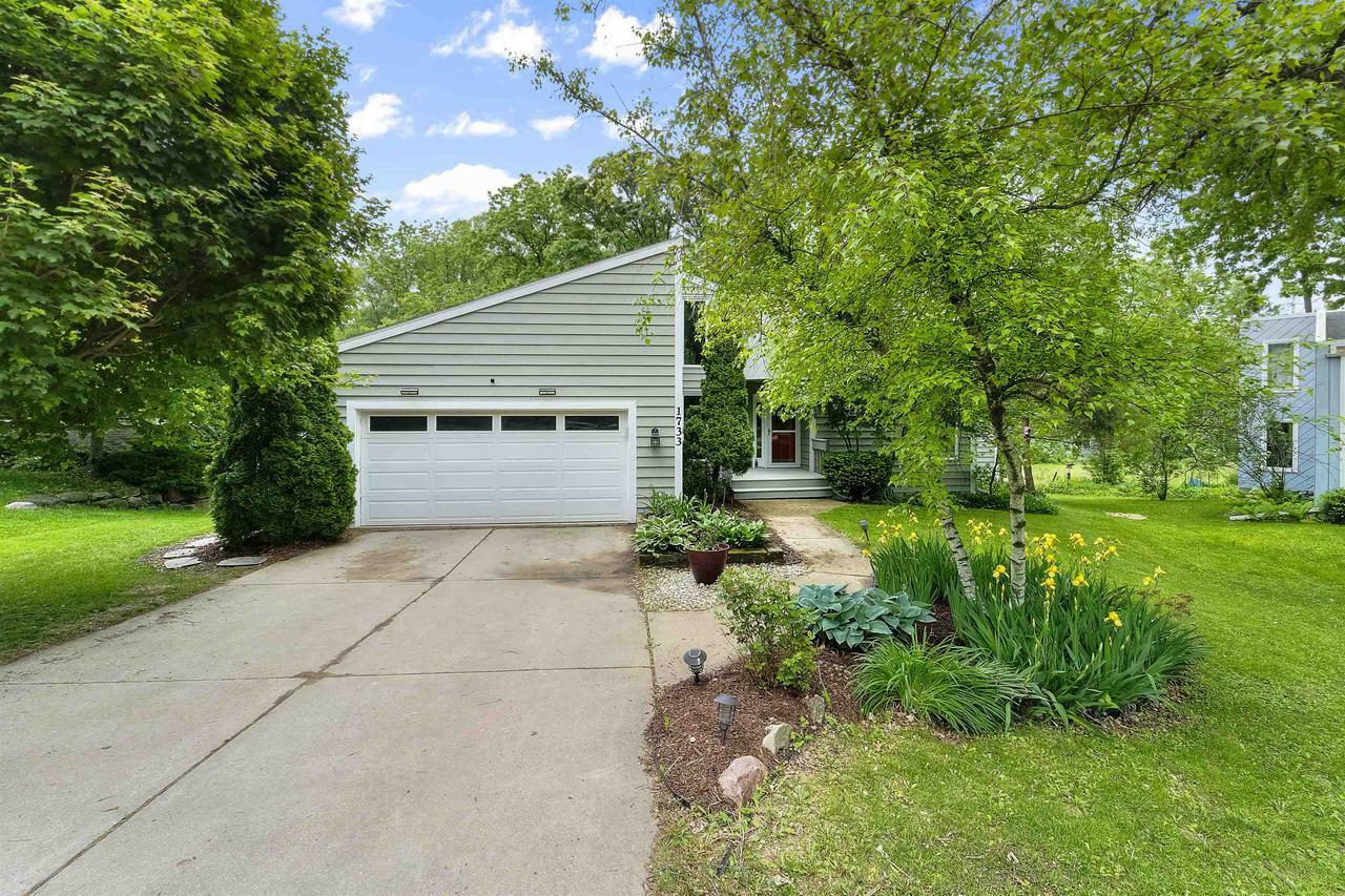 Property Photo: 1733 Camelot Drive WI 53705