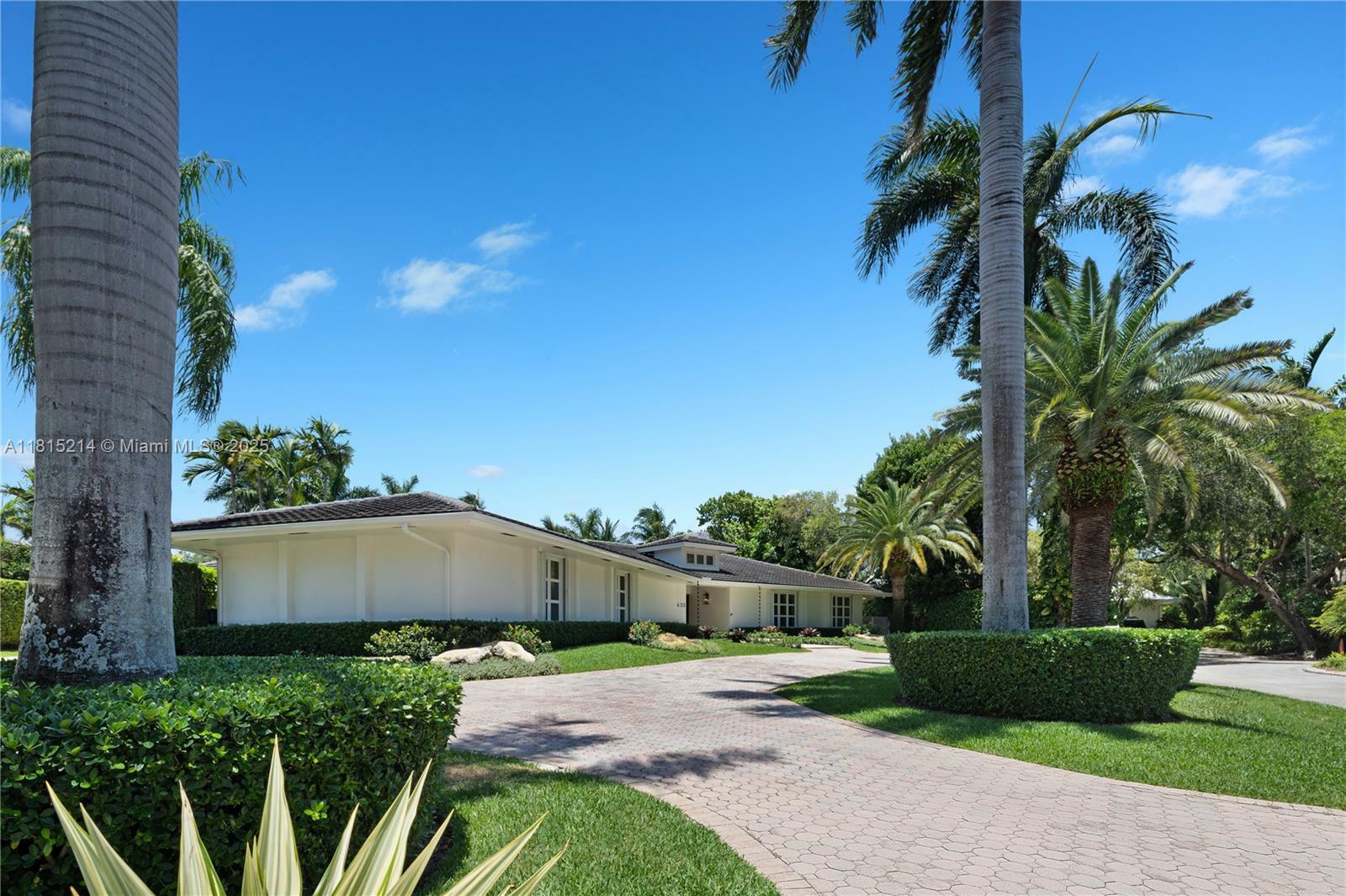 435 Marquesa Dr  Coral Gables FL 33156 photo