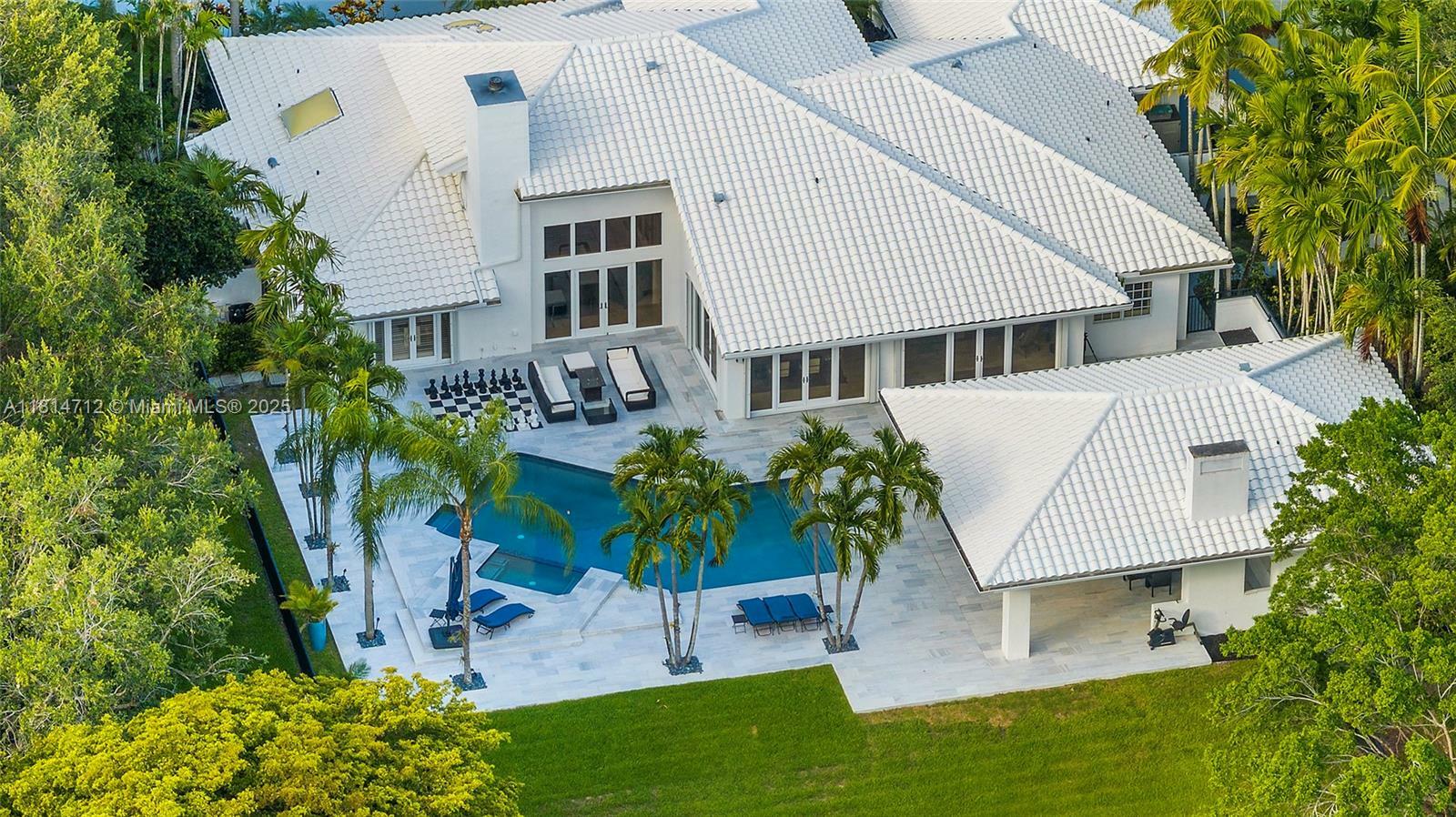 Property Photo: 2805 Hackney Rd FL 33331