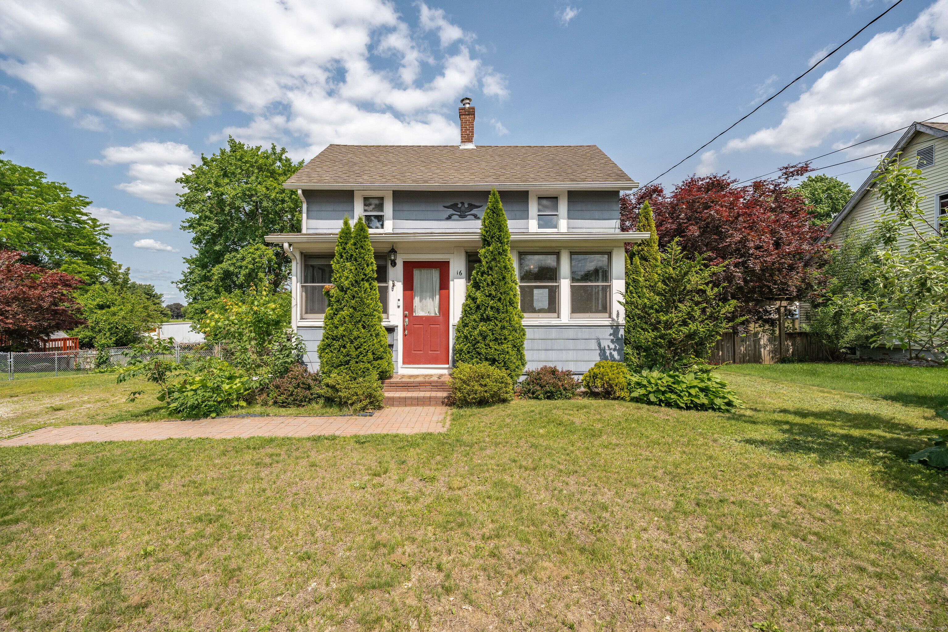 Property Photo: 16 Grove Street CT 06082