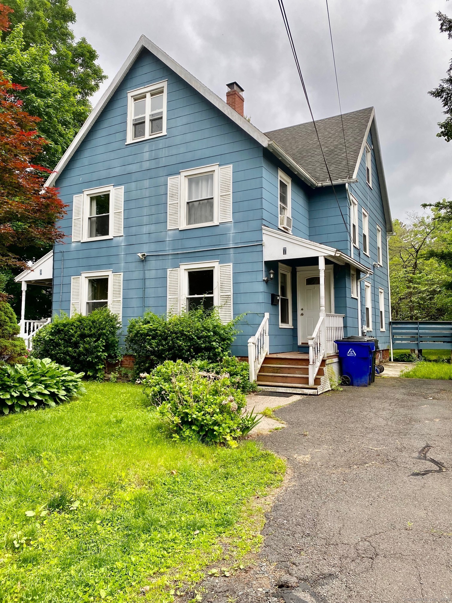 Property Photo: 7 Cadwell Street CT 06107