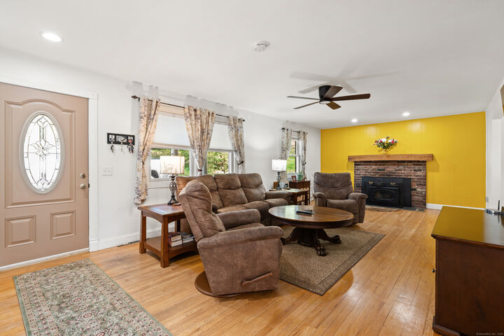 Property Photo:  2 Pine Hill Road  CT 06812 