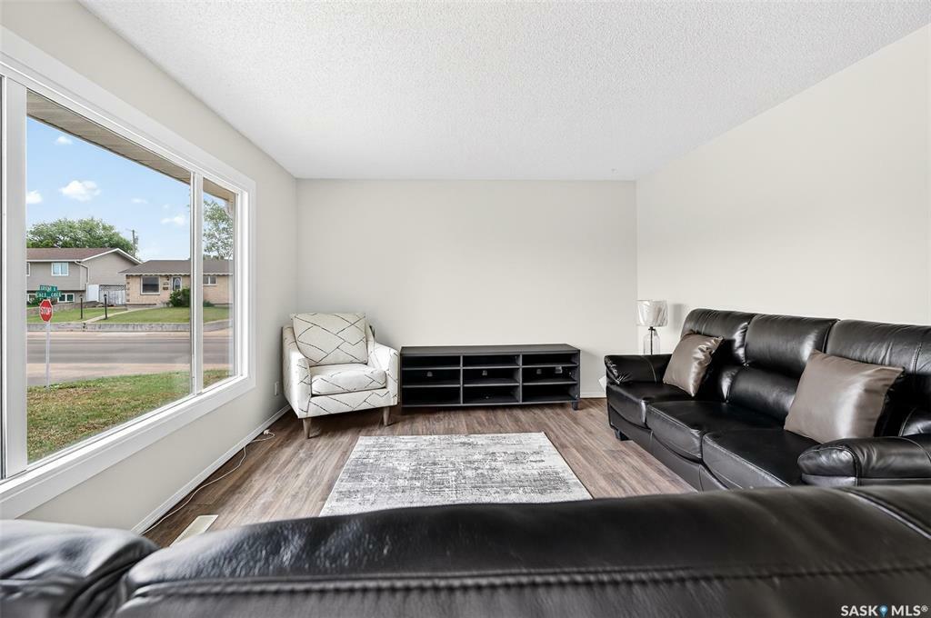 Property Photo: 1502 Cree Crescent SK S6H 7G3