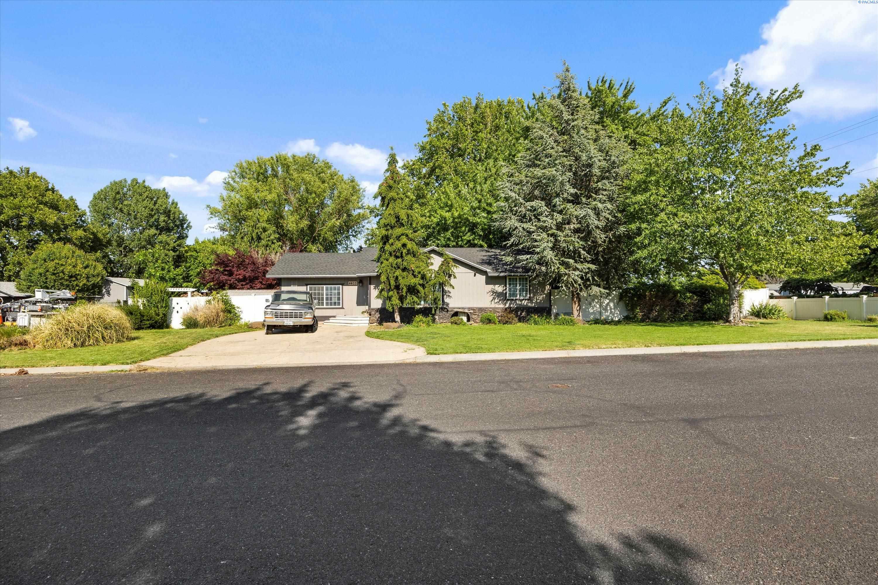4403 S Ione St.  Kennewick WA 99337 photo