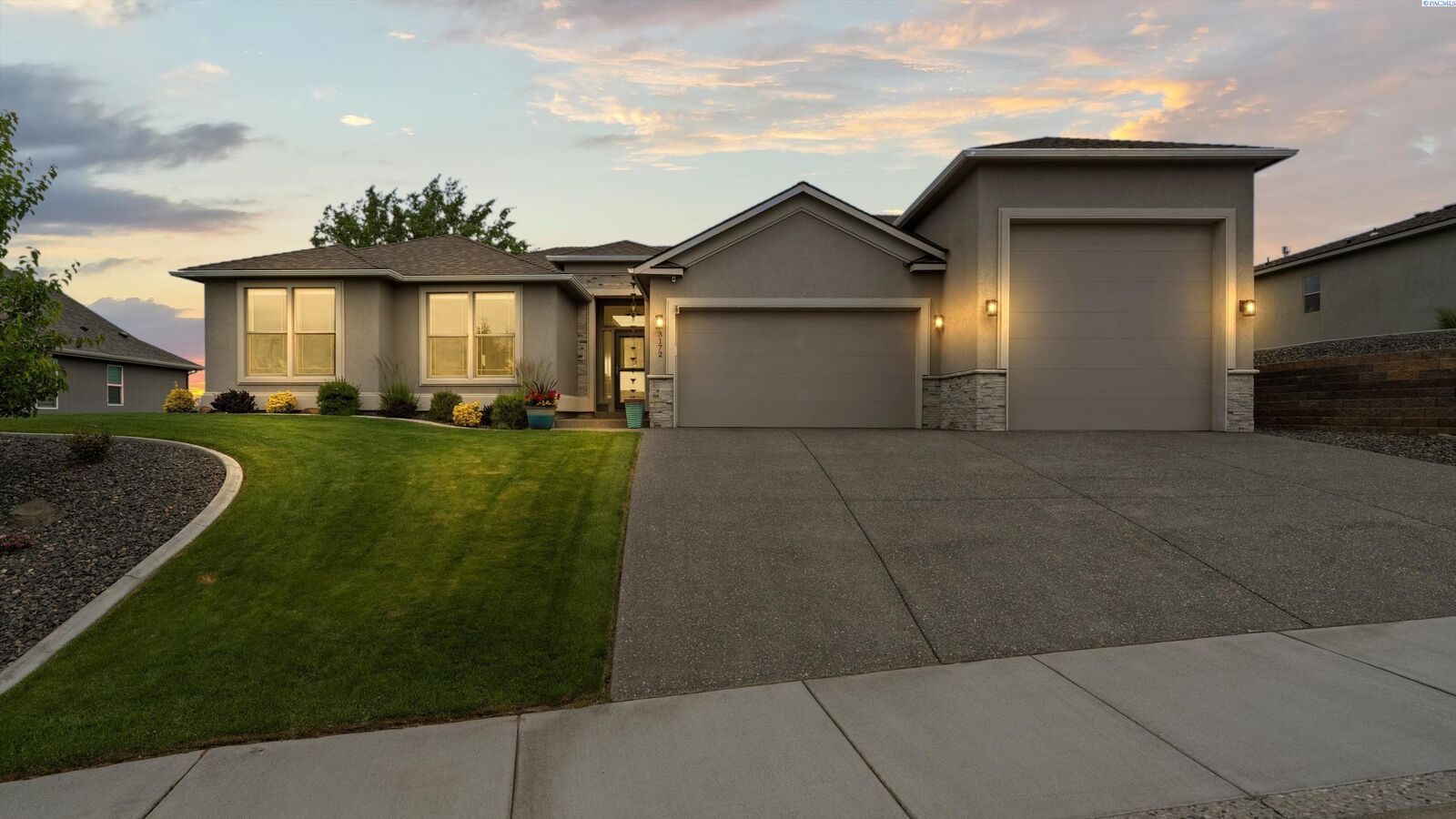 Property Photo:  3172 Redhawk Dr  WA 99354 