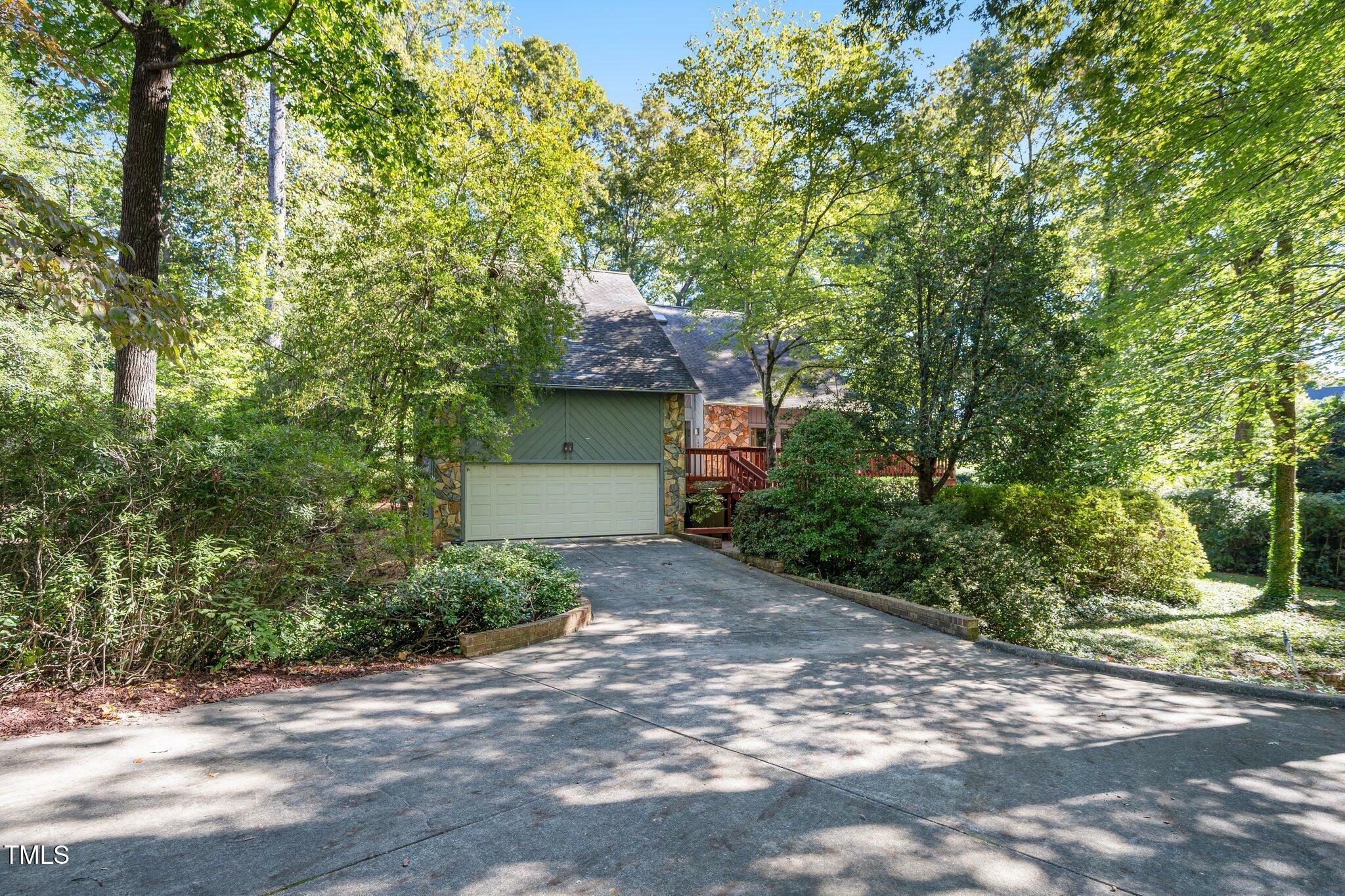 Property Photo: 403 Rutherglen Drive NC 27511