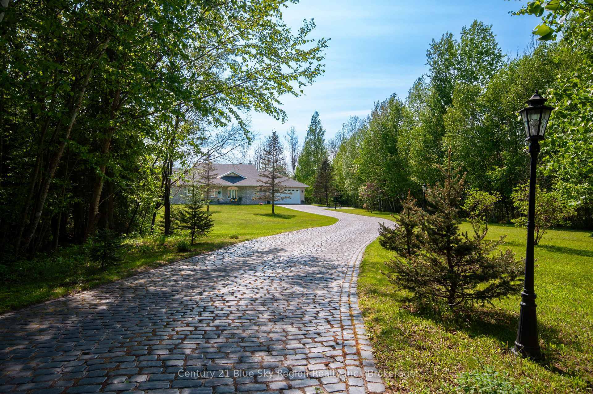 Property Photo: 2295 Northshore Road ON P1B 8G4