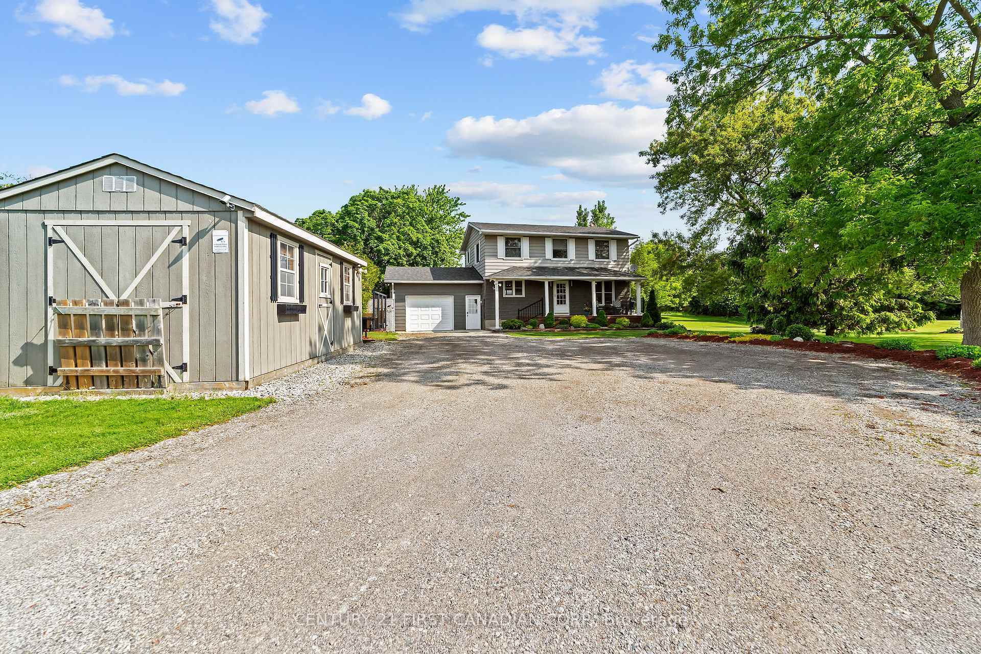 Photo de la propriété: 13972 Elginfield Road ON N0M 2J0