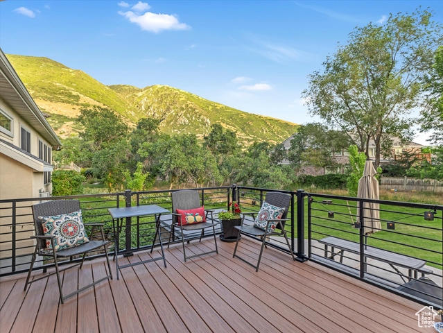 Property Photo: 2026 E Tivoli Hills Ct UT 84020