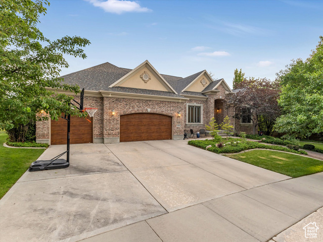 Property Photo: 2026 E Tivoli Hills Ct UT 84020