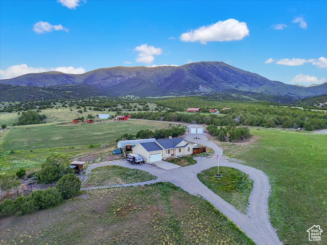 Property Photo: 1293 N Buck Run Rd UT 84069