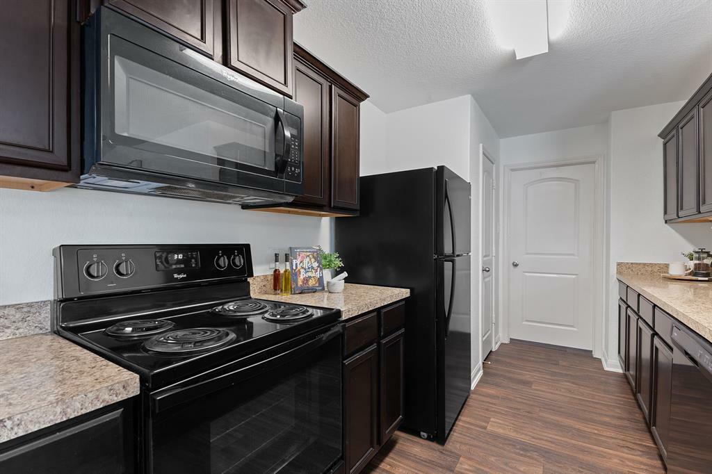 Property Photo: 1525 Breanna Lane TX 78640