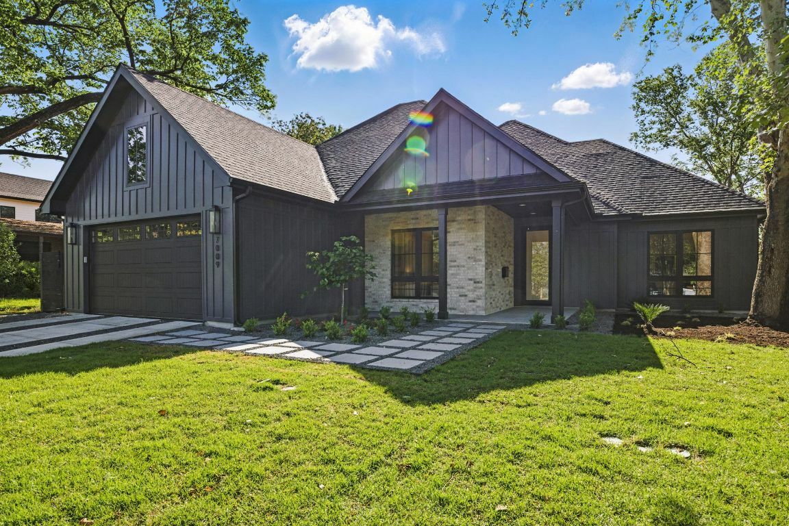 Property Photo: 7009 Daugherty Street TX 78757