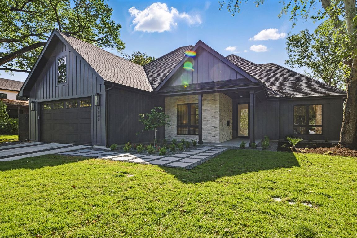 Property Photo: 7009 Daugherty Street TX 78757