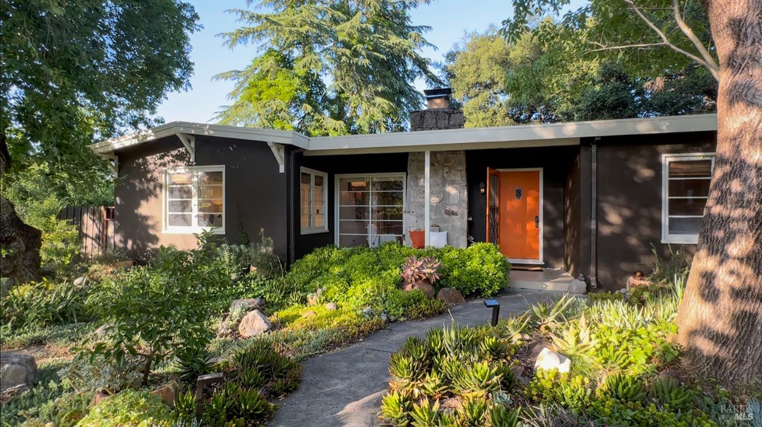 19109 Orange Avenue  Sonoma CA 95476 photo