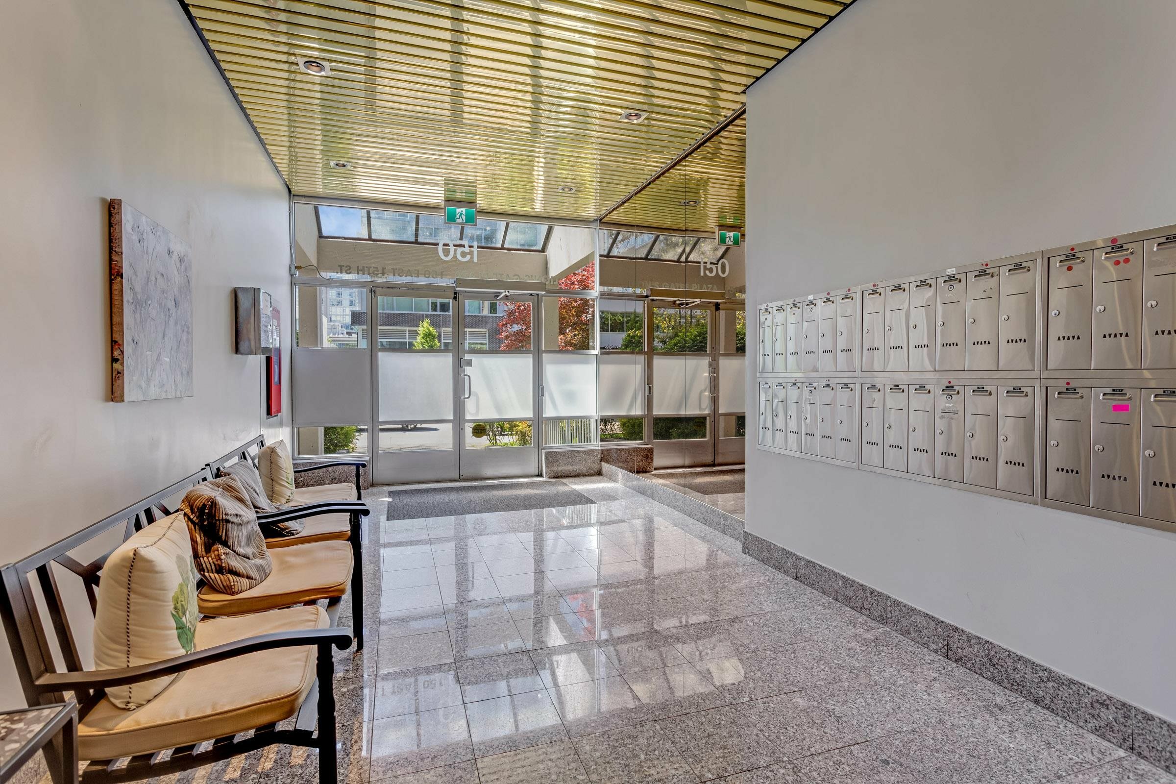 Photo de la propriété: 150 E 15th Street 407 BC V7L 4N9