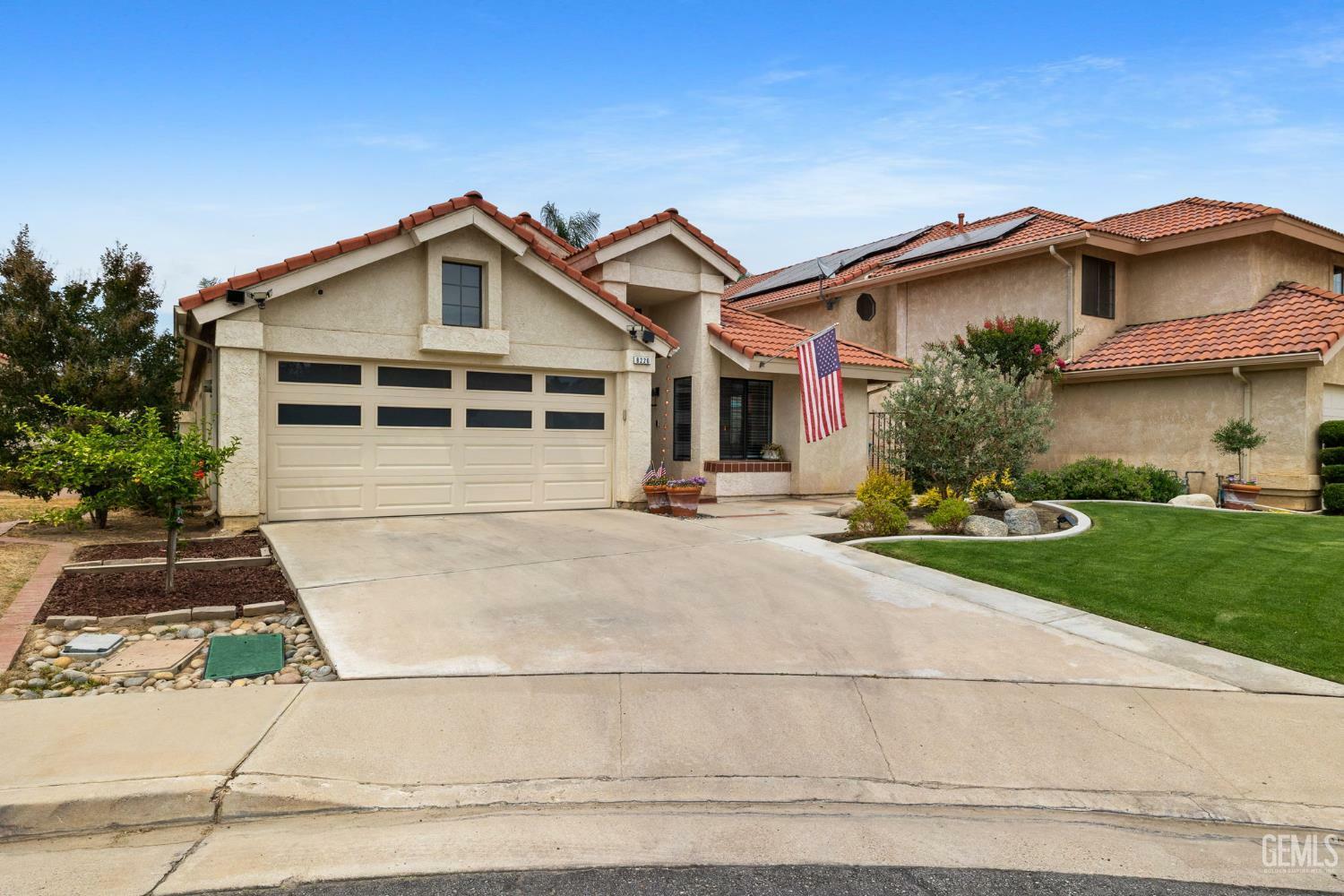 Property Photo: 8220 Birmingham Street CA 93311