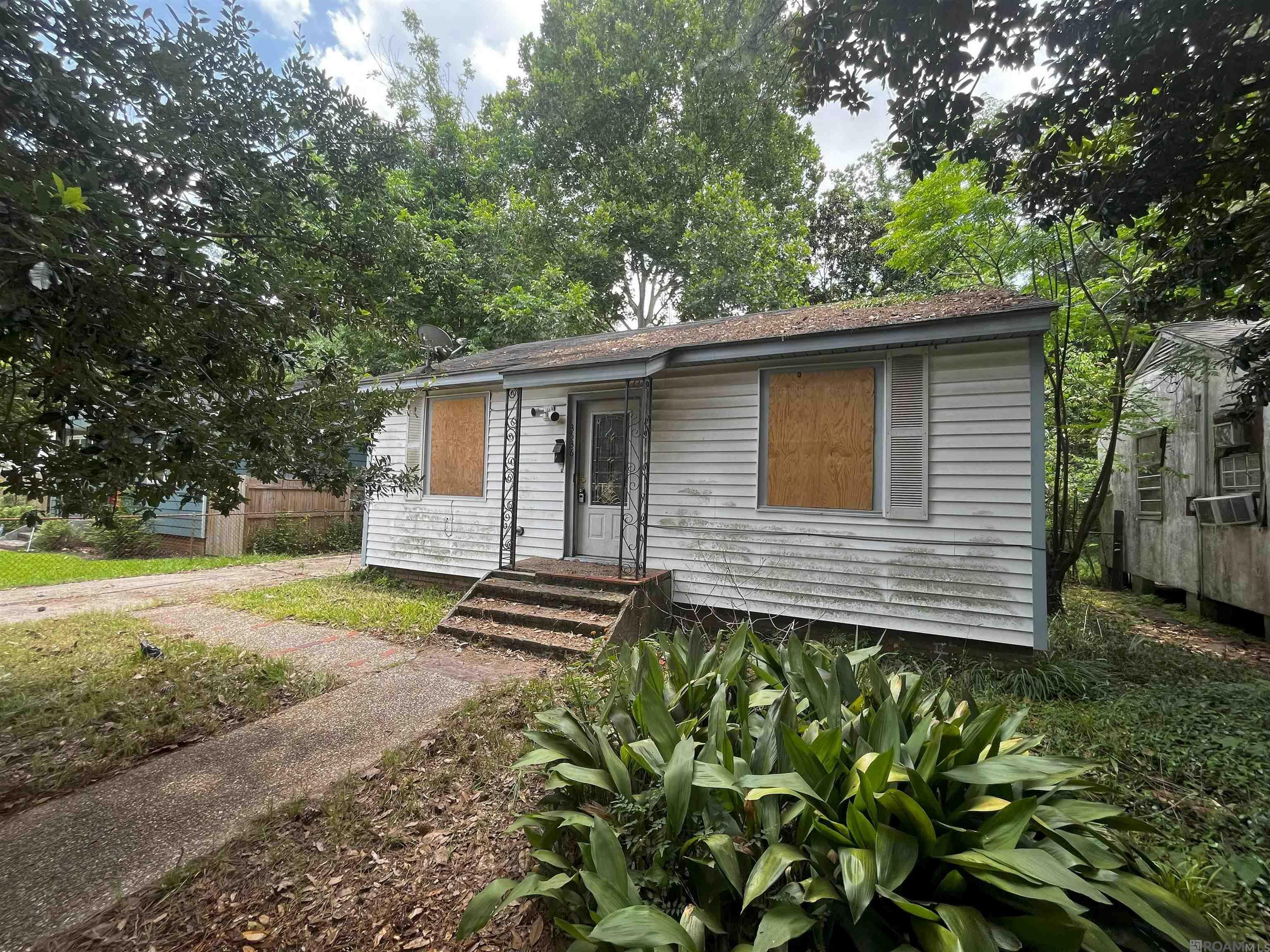 Property Photo: 3536 Chippewa St LA 70805