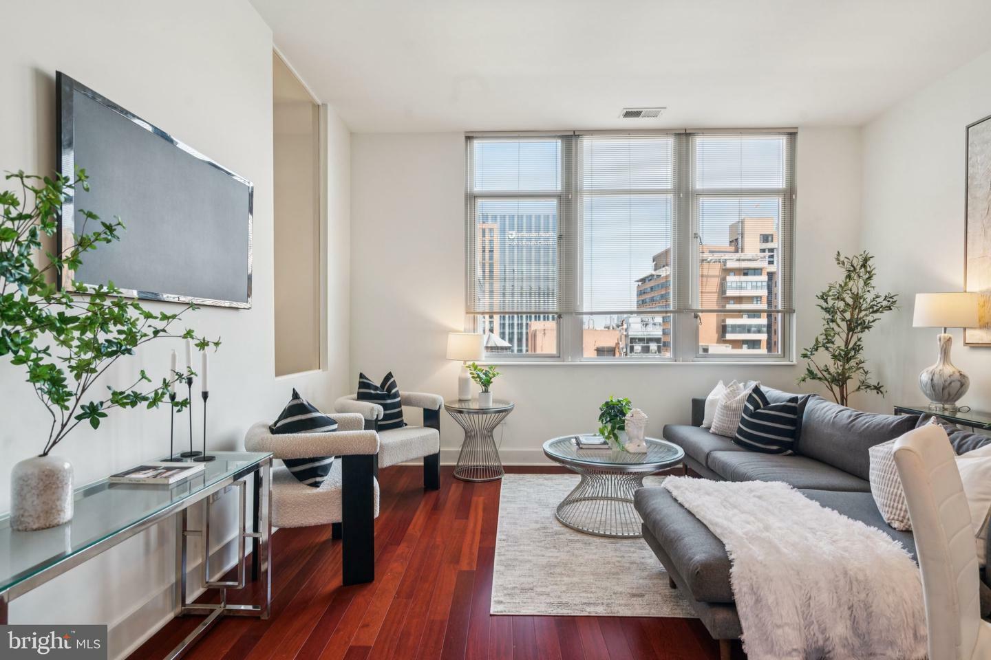 Property Photo: 1101 Locust Street 9K PA 19107