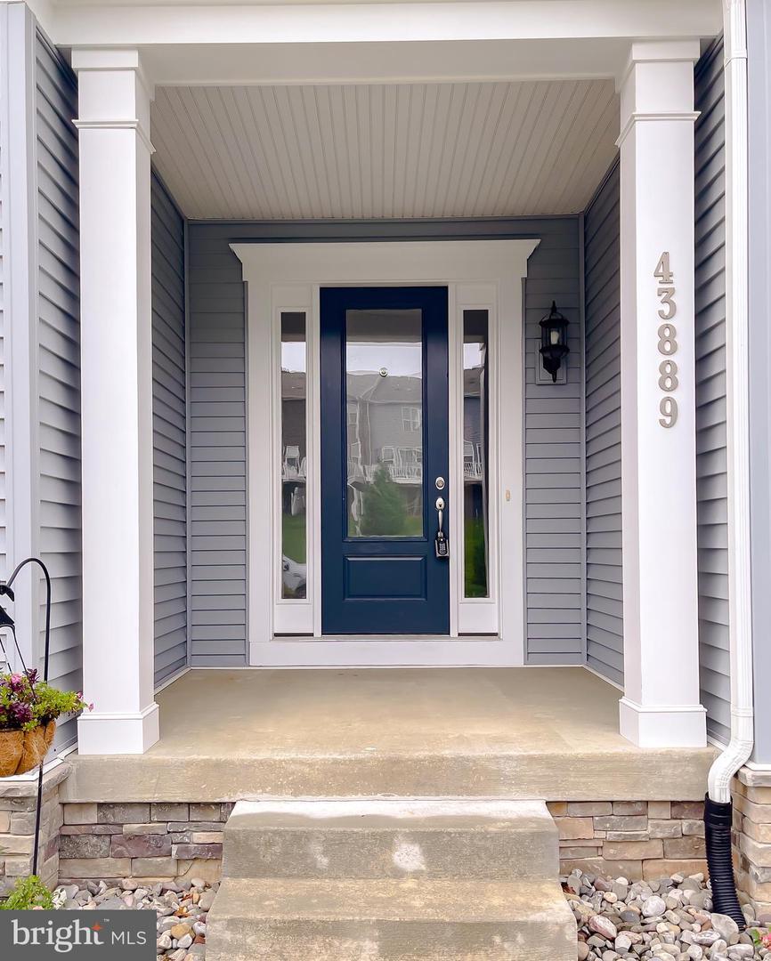 Property Photo: 43889 Tallwood Road MD 20619