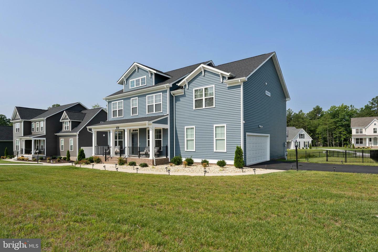 Property Photo:  9400 Kinnerton Drive  VA 23112 