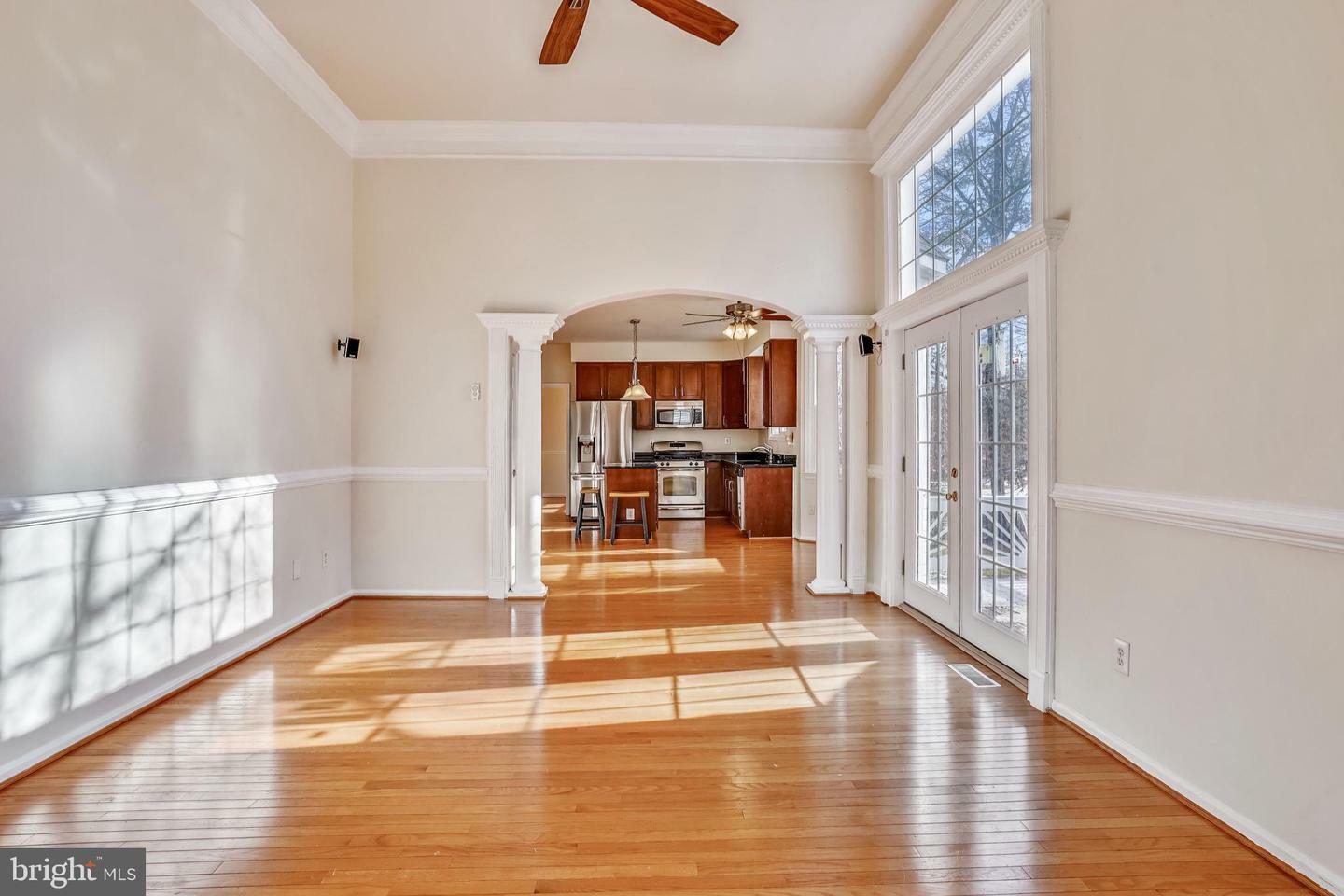 Property Photo: 6493 Summerton Way VA 22150