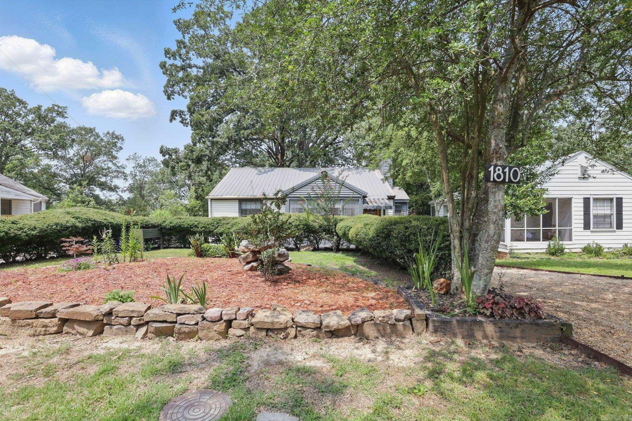 Property Photo: 1810 S Pierce Street AR 72204
