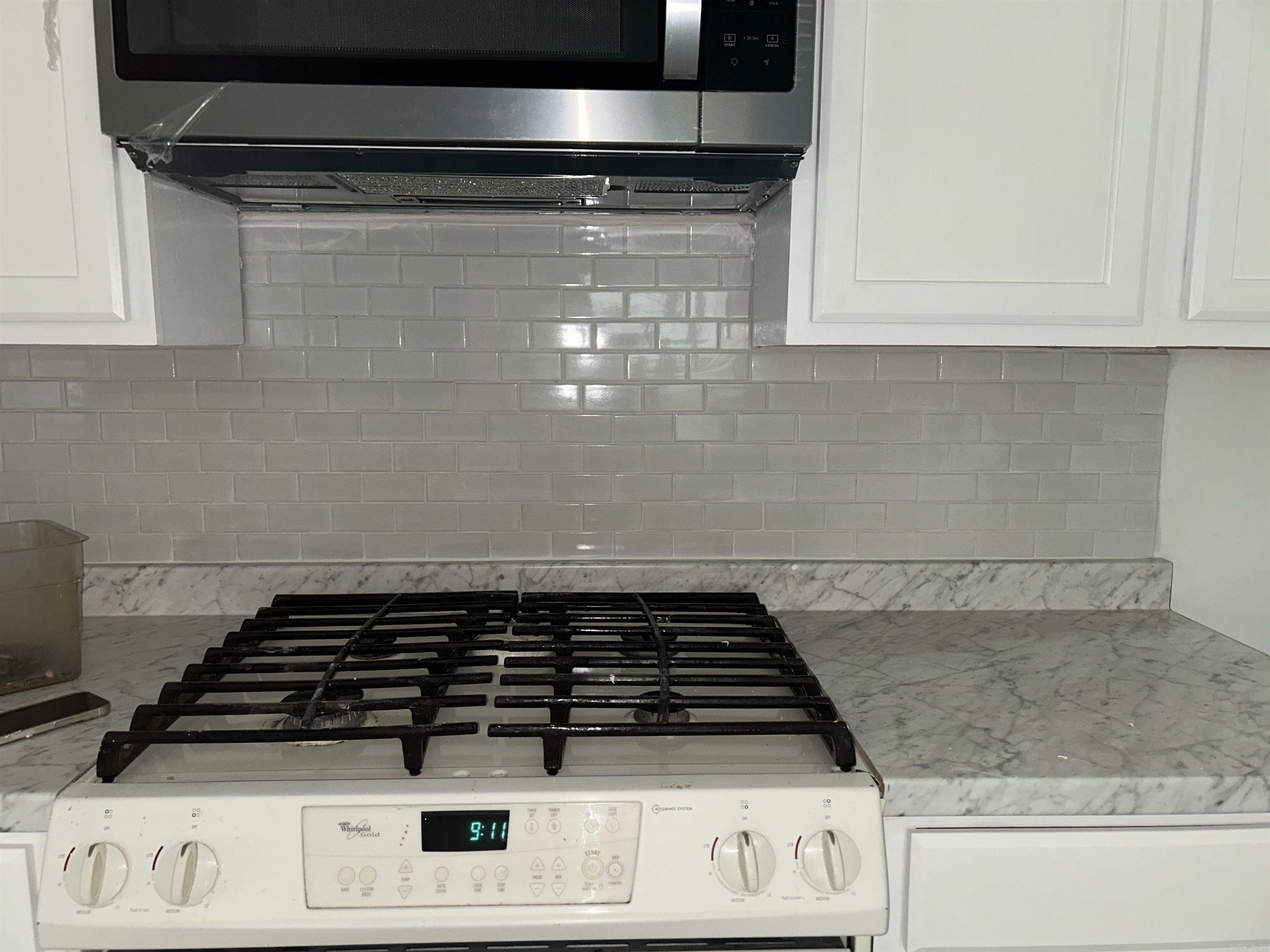 Property Photo: 1421 N Greenwich Avenue AR 72801