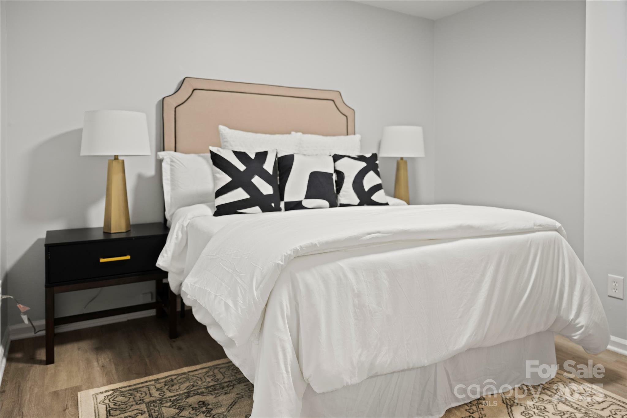 Property Photo: 918 Creekridge Drive NC 28110