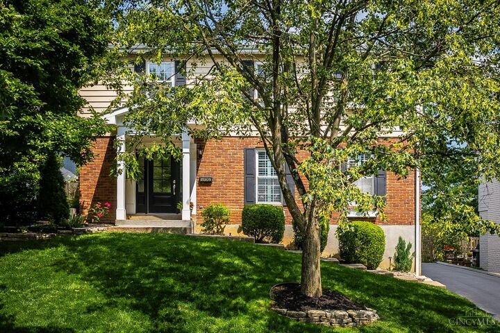 3916 Pocahontas Avenue  Mariemont OH 45227 photo